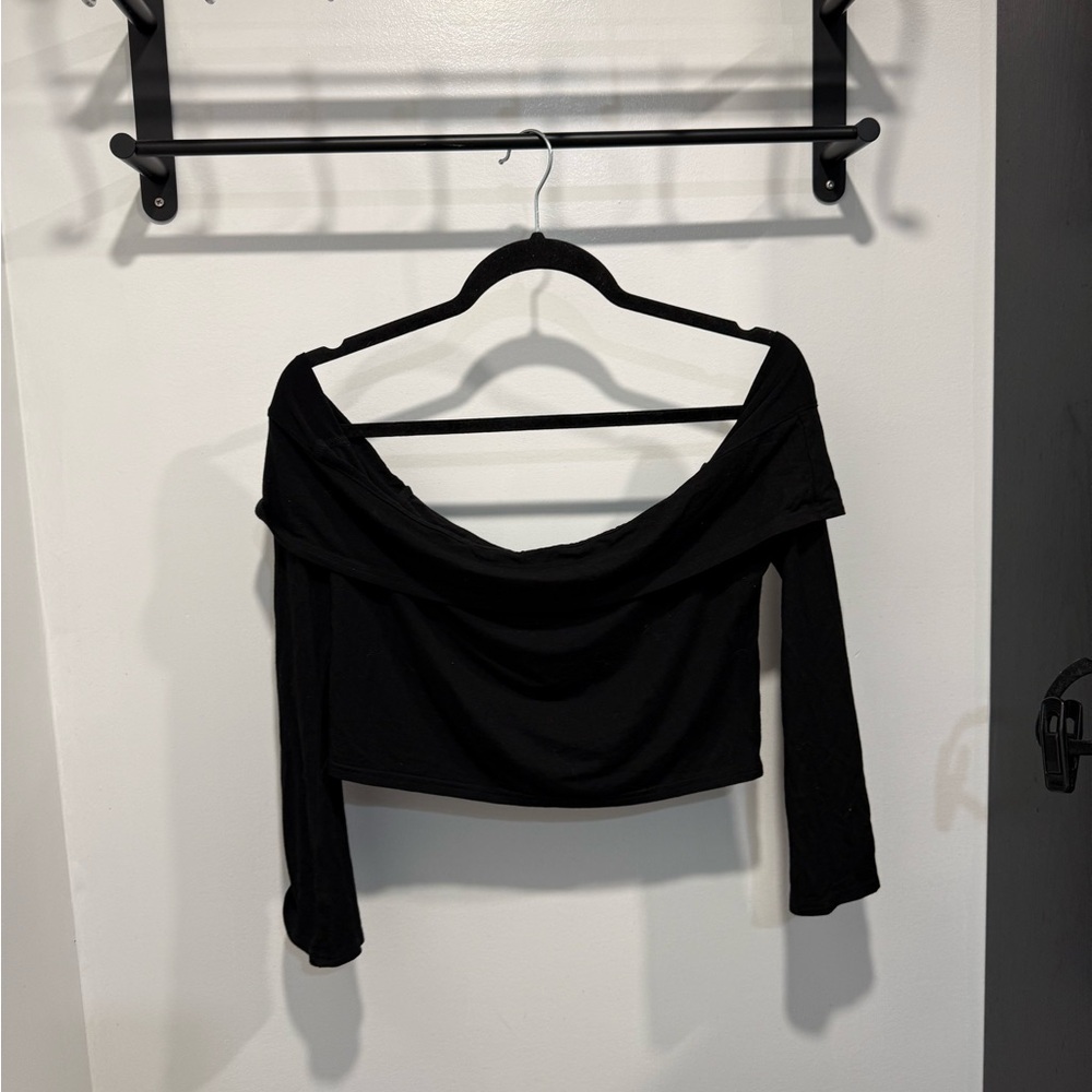 White Fox Black Off-Shoulder Women's 1/4 Sleeve Top